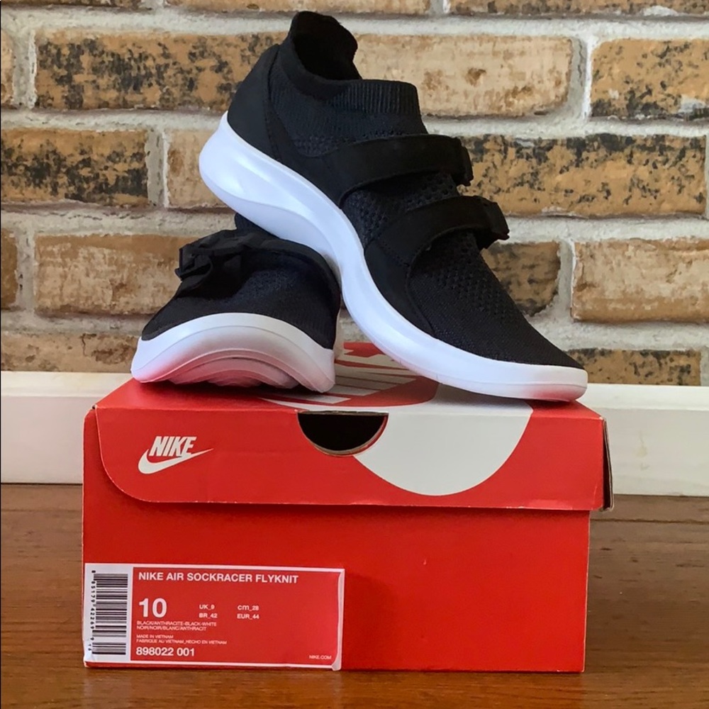 Nike Air SockRacer FlyKnit Size 10